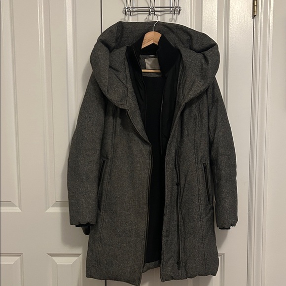 Soia & Kyo Wool & Down Charcoal Puffer Coat, size M - Picture 10 of 16